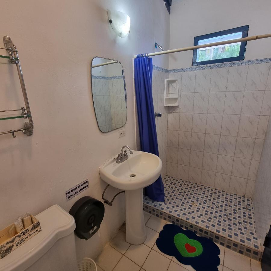 Paradise Island Beach Hotel Исла-Гранде Экстерьер фото