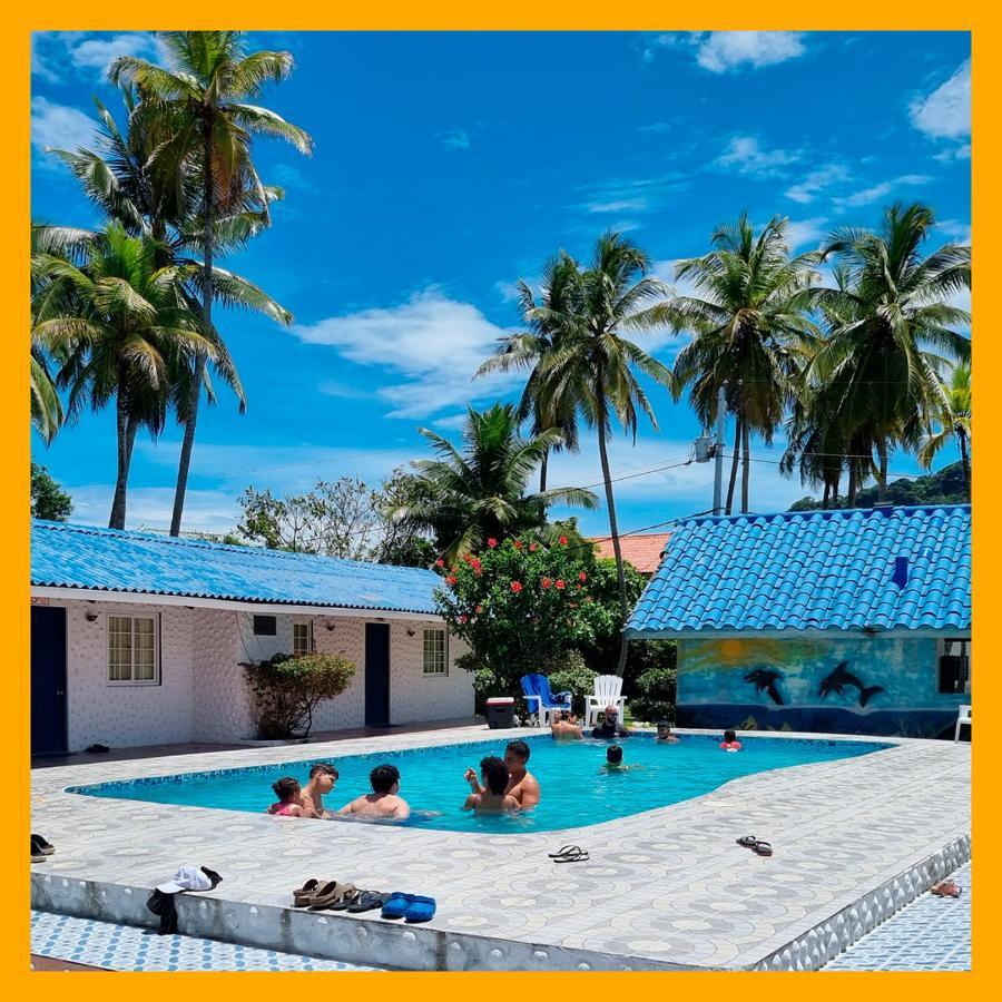 Paradise Island Beach Hotel Исла-Гранде Экстерьер фото